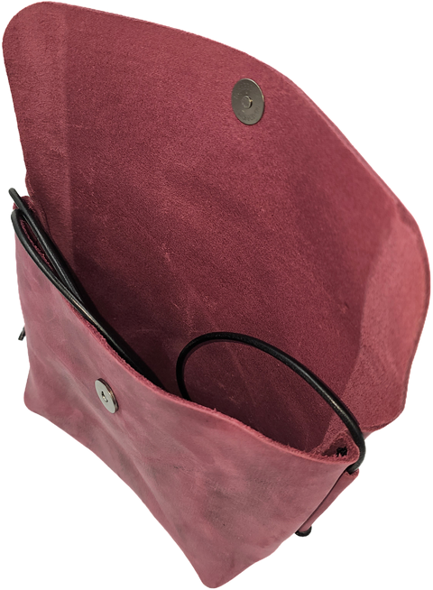 Crossbody women's bag in magenta leather colour