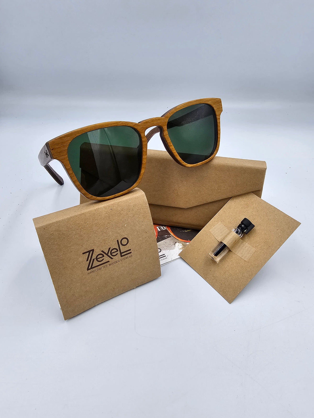 Emperor in curry wooden sunglasses - Handmade bags & jewelry Green Products