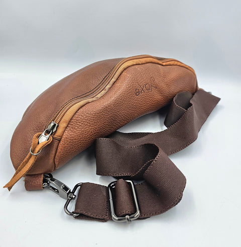 Brown leather waist bag - Unisex leather fanny pack