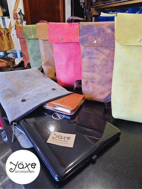 Black Unisex Leather Laptop Backpack for Everyday Use - Handmade bags & jewelry Bags