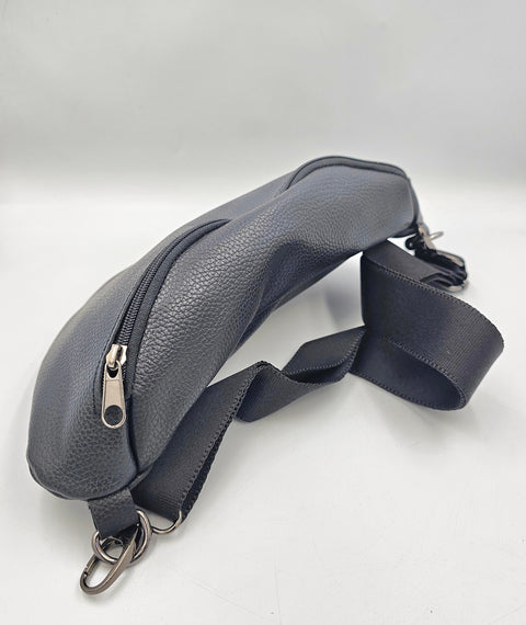 Black leather waist bag - Unisex leather fanny pack - Handmade bags & jewelry Accessories