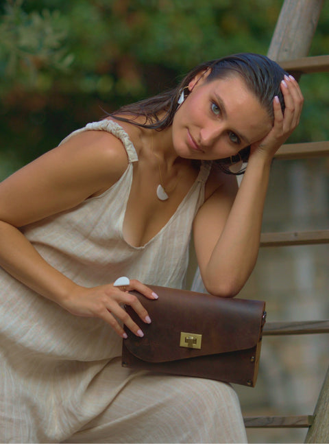 Crazy horse brown Leather & Olive Wood Women's clutch bag - Handmade bags & jewelry Bags