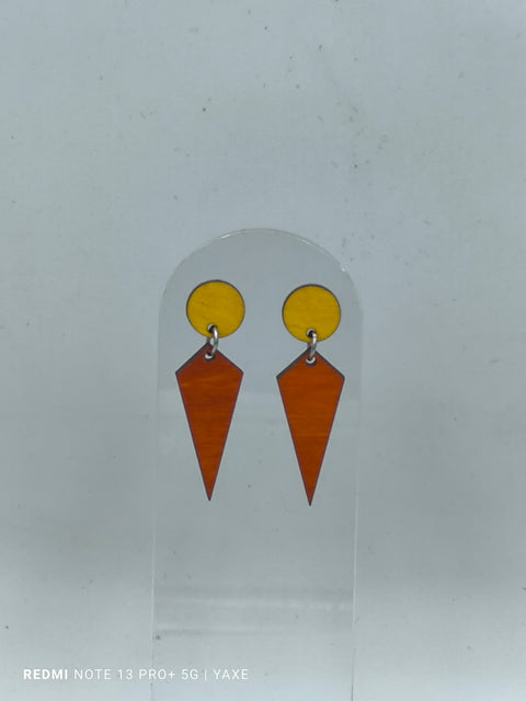 Rhombus earrings of real oak wood