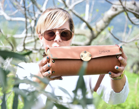 Whisky brown cylinder leather and wood women bag - Handmade bags & jewelry Bags