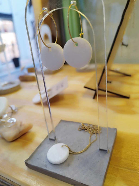 Circle round Thassos marble earrings - Handmade bags & jewelry Handcrafted Jewellery