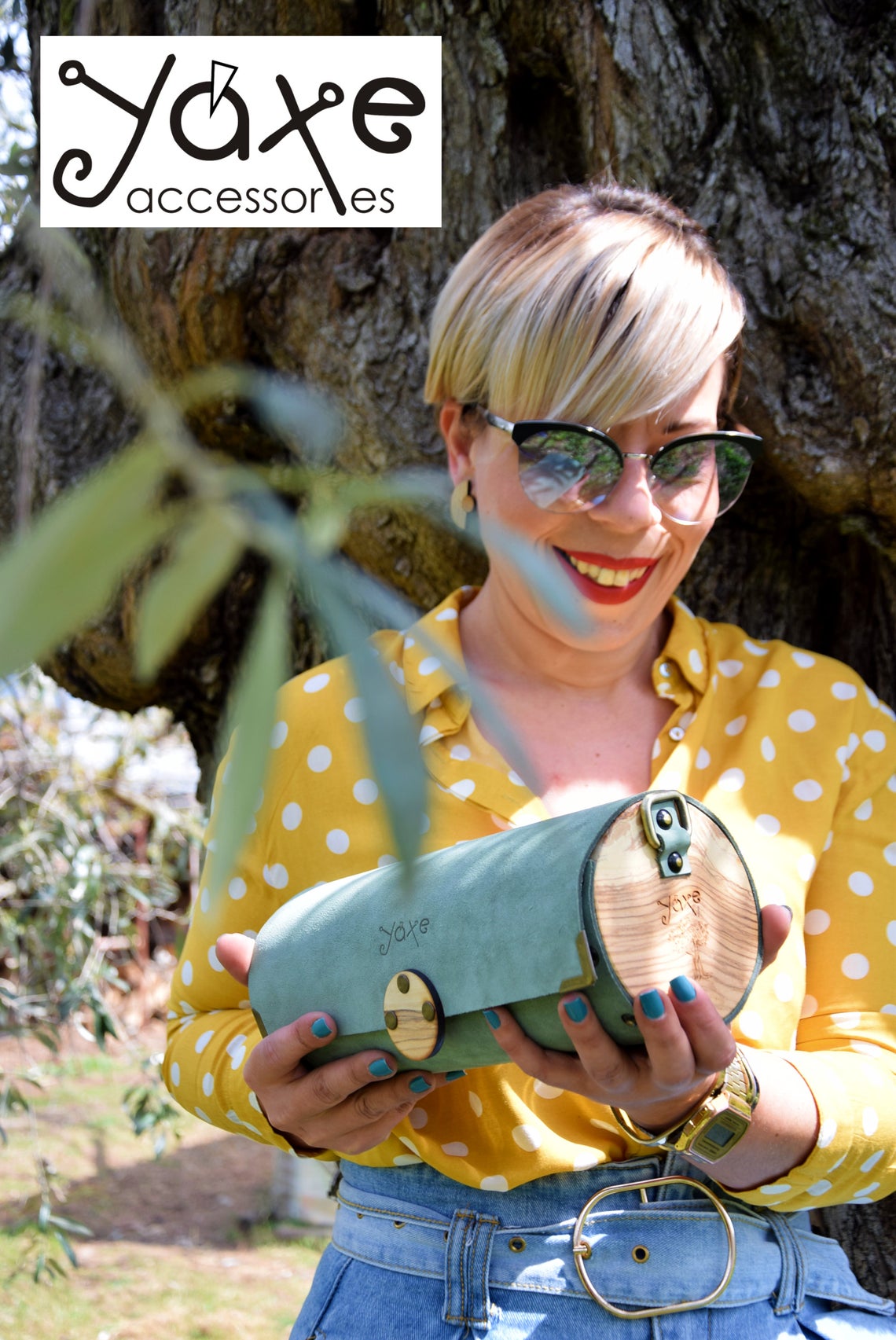 Mint green cylinder leather and wood women bag - Handmade bags & jewelry Bags