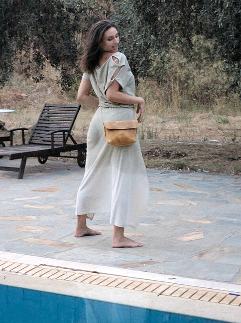 Light crazy horse brown women's leather crossbody bag