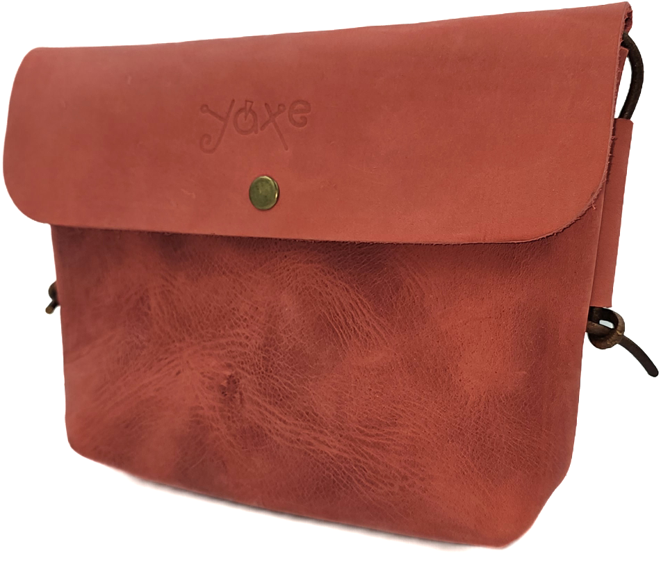 Women's leather crossbody bag in red colour