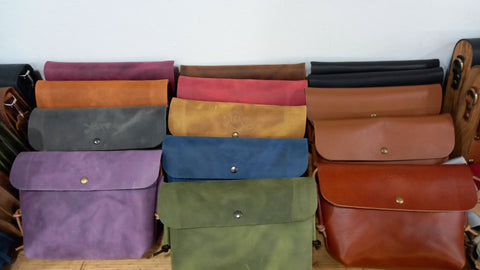 Women's leather crossbody bag in red colour
