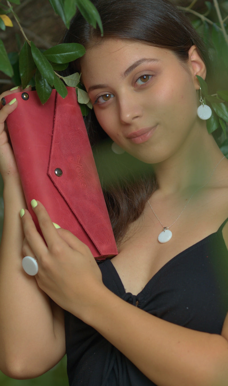 Circle round Thassos marble earrings - Handmade bags & jewelry Handcrafted Jewellery