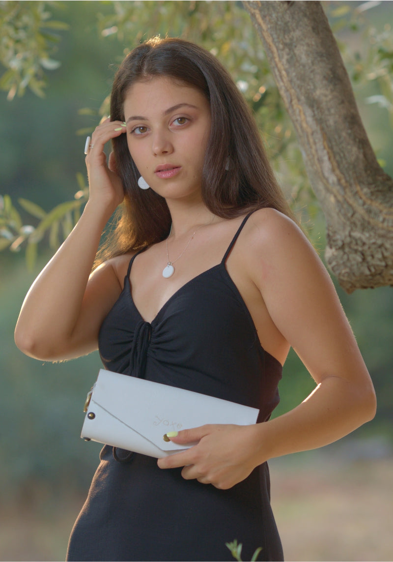 White vachetta leather small women clutch