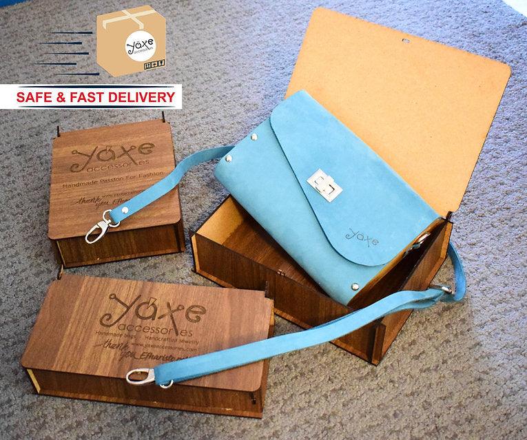 Black vachetta leather olive wood small women clutch
