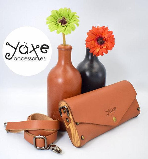 Whisky brown small clutch women bag from leather and wood