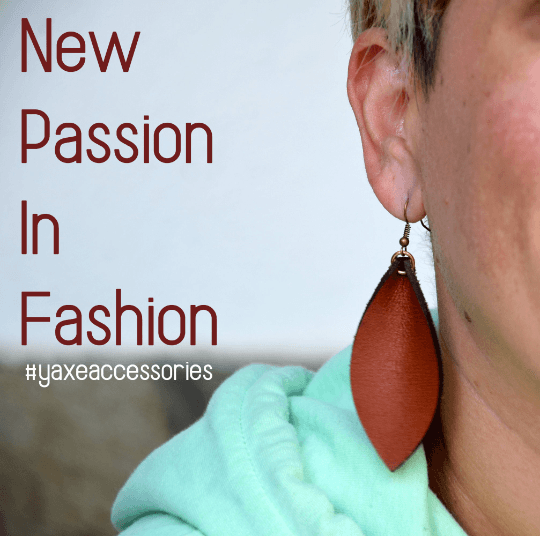 Leaf leather earrings