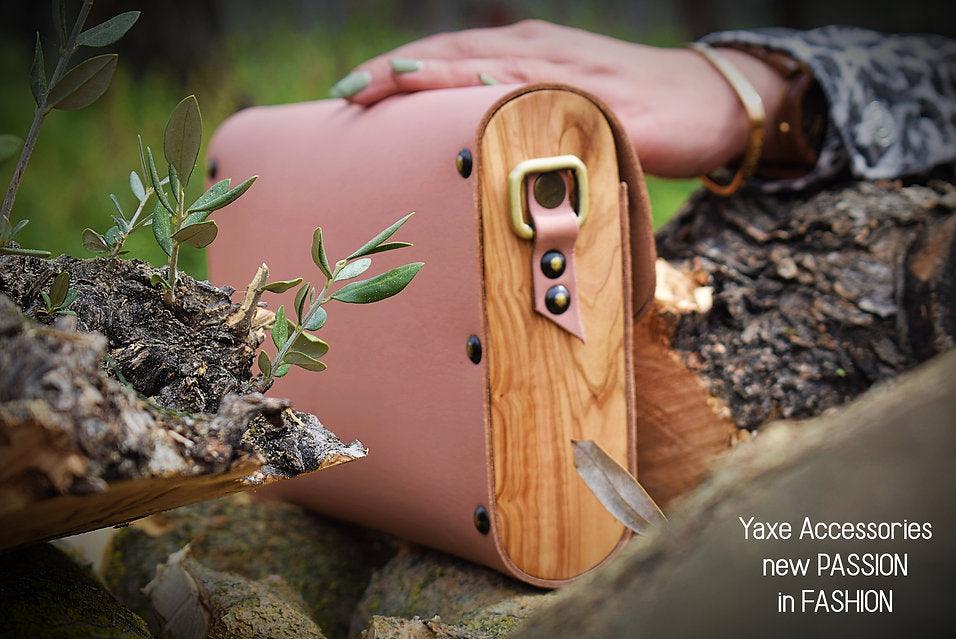 Thassos Olive Wood & Pink Vachetta Leather Clutch Bag